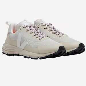 👟 NIB  VEJA x Vibram Dekkan Alveomesh - Natural White - Size 37 / 6